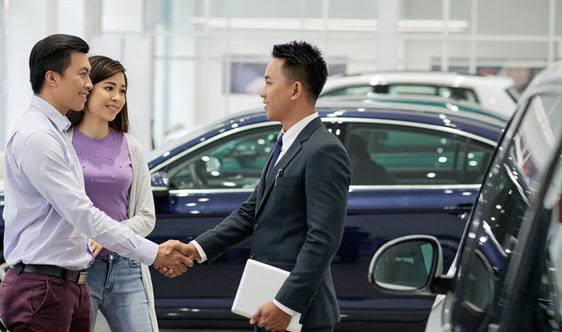 Những kinh nghiệm khi mua ô tô mới bạn cần biết